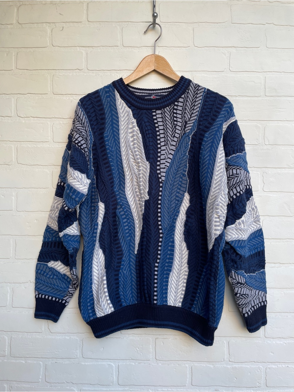 Men's Navy & Blue Patterned Crewneck knit Sweater coogi style